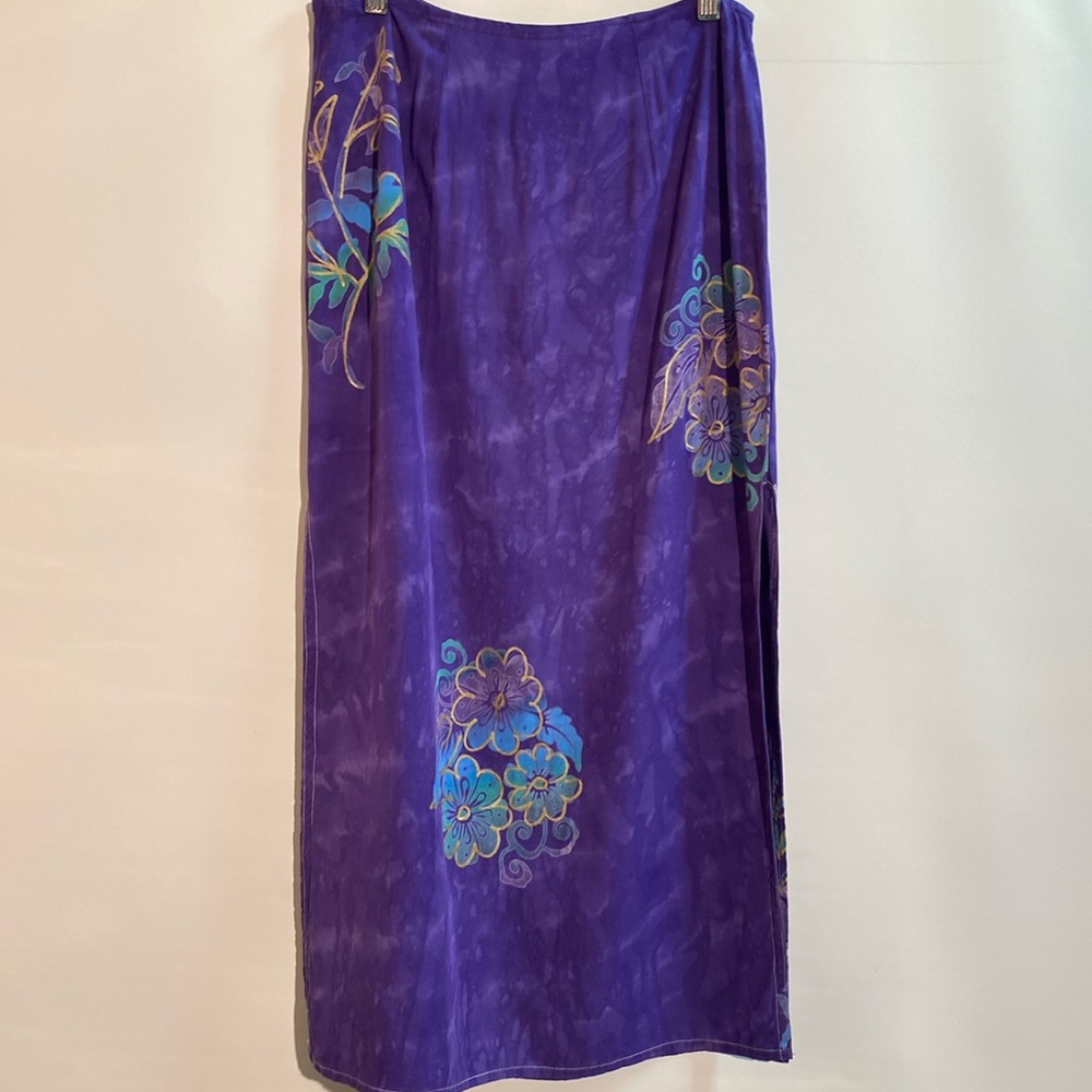Tropical Tantrum - floral skirt. Size M